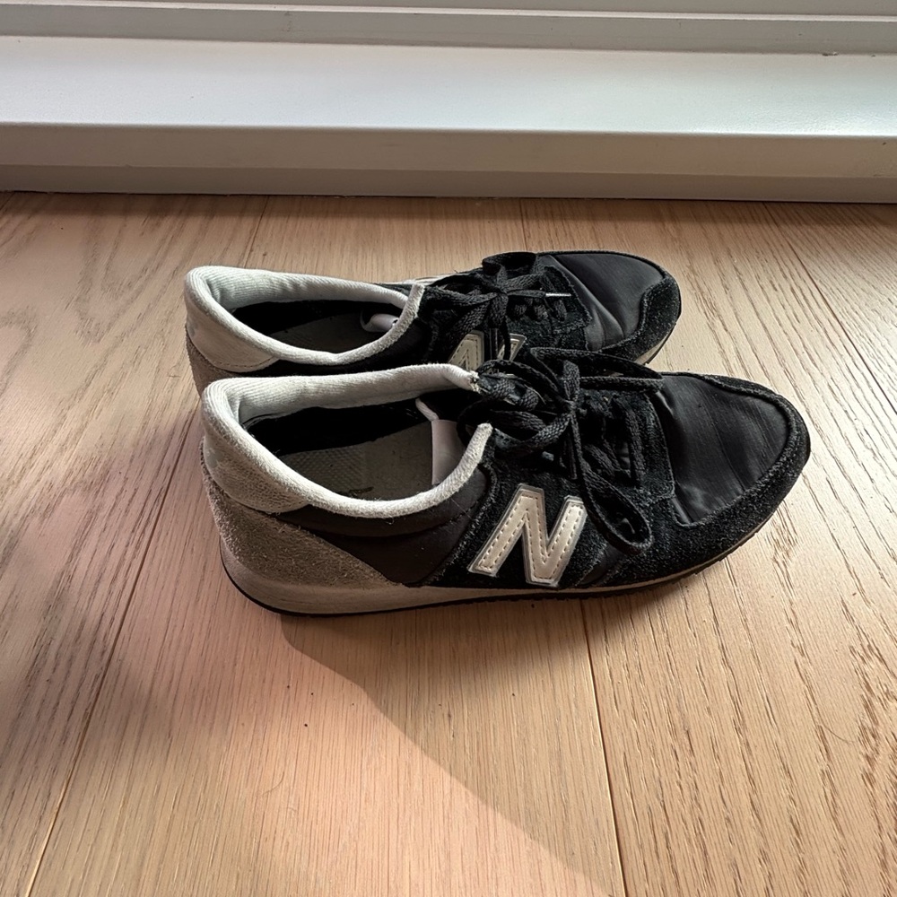 New Balance Black and White Casual Shoes